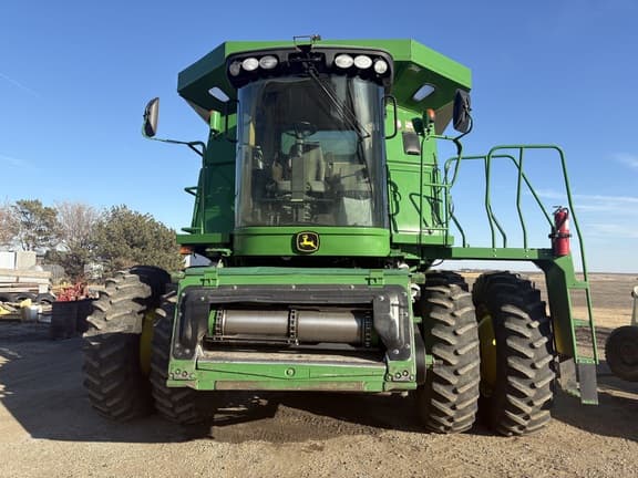 Image of John Deere 9870 STS equipment image 2