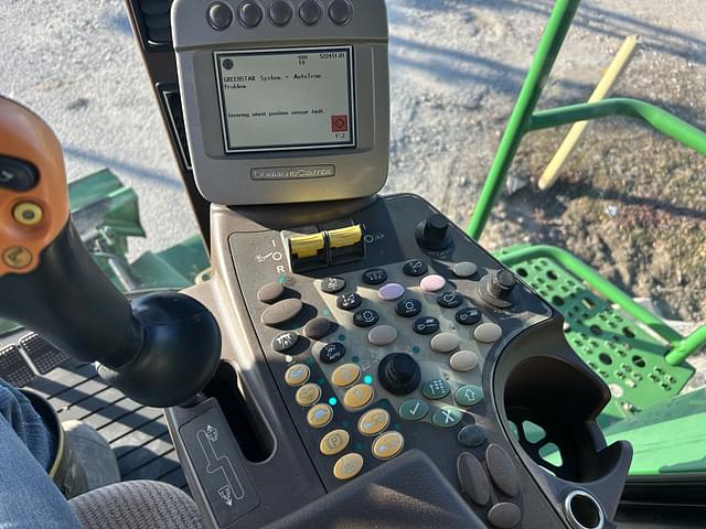 Image of John Deere 9870 STS equipment image 2