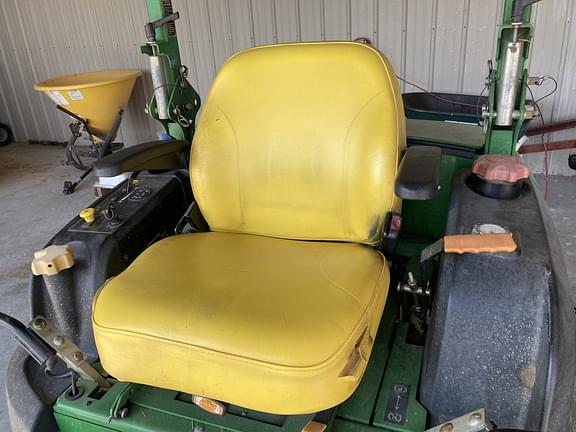 Image of John Deere 997 equipment image 4