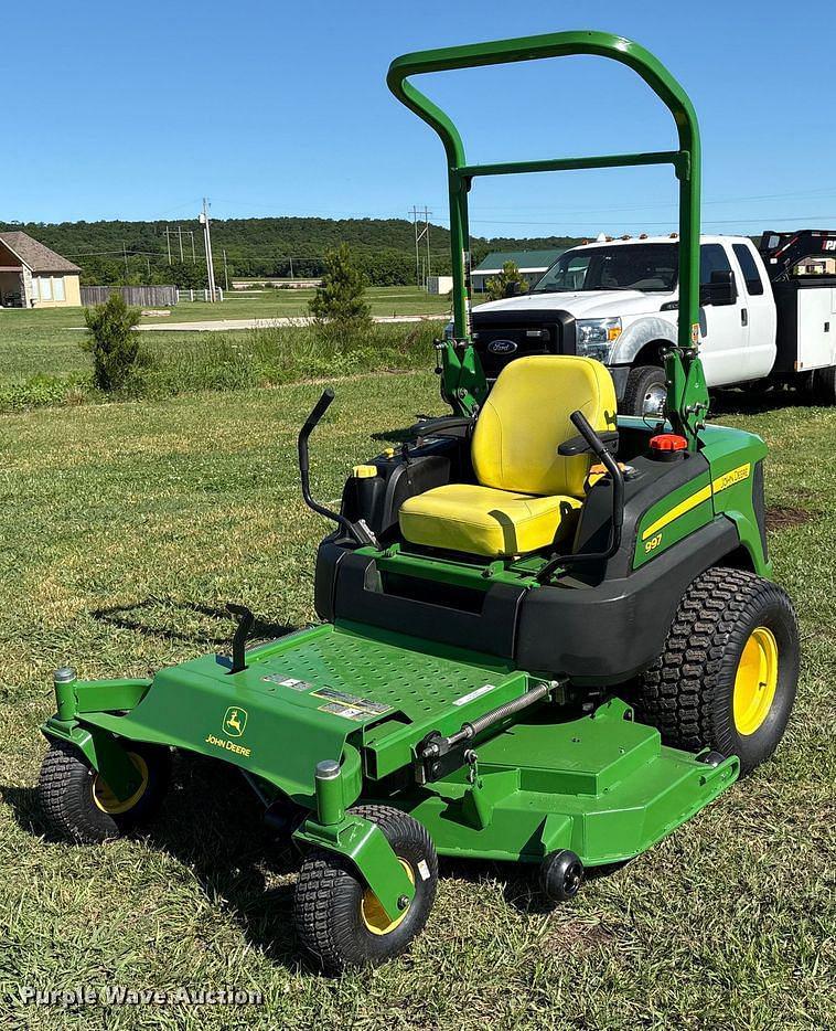 Image of John Deere 997 Primary image
