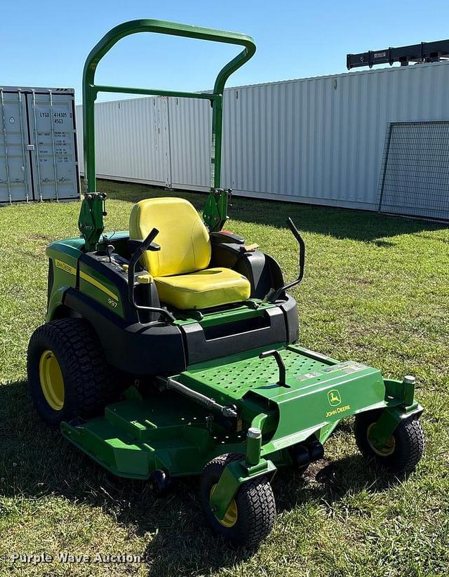 Image of John Deere 997 equipment image 2