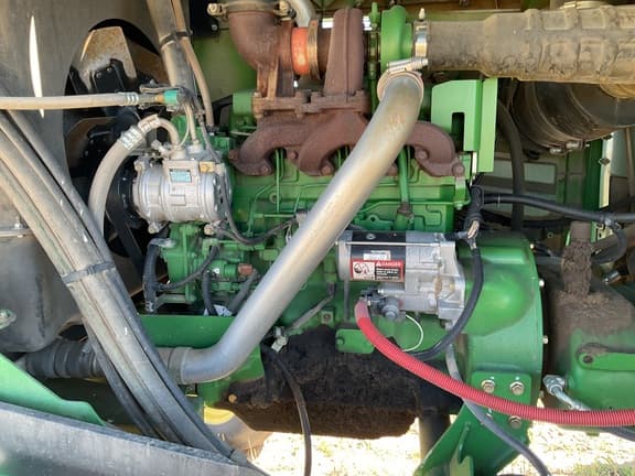 Image of John Deere A400 equipment image 4