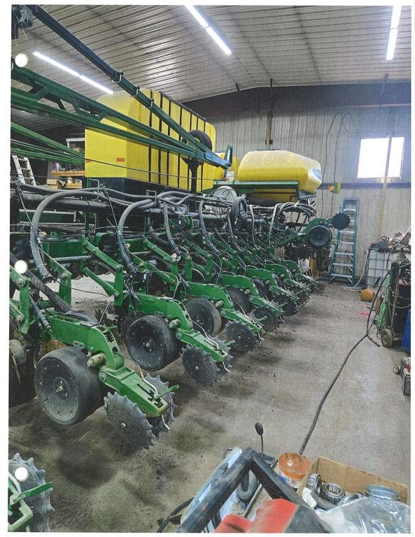 Image of John Deere DB60 Primary Image