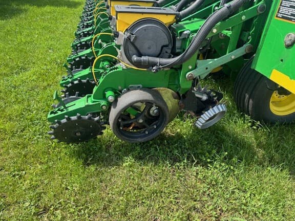 Image of John Deere DB58 equipment image 3