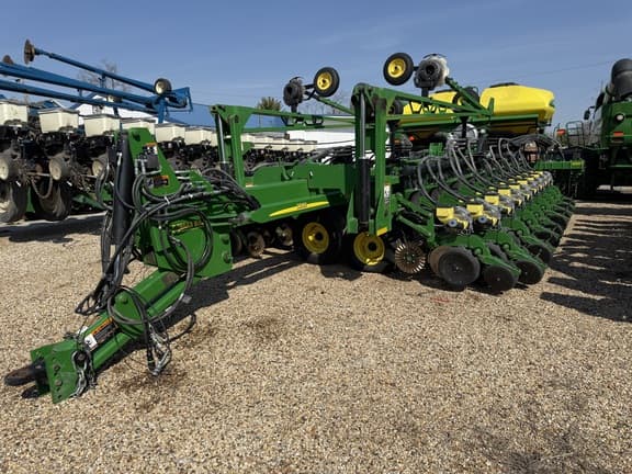 Image of John Deere DB60 Primary image