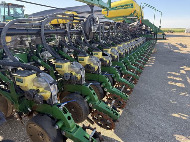 Image of John Deere DB60 equipment image 3