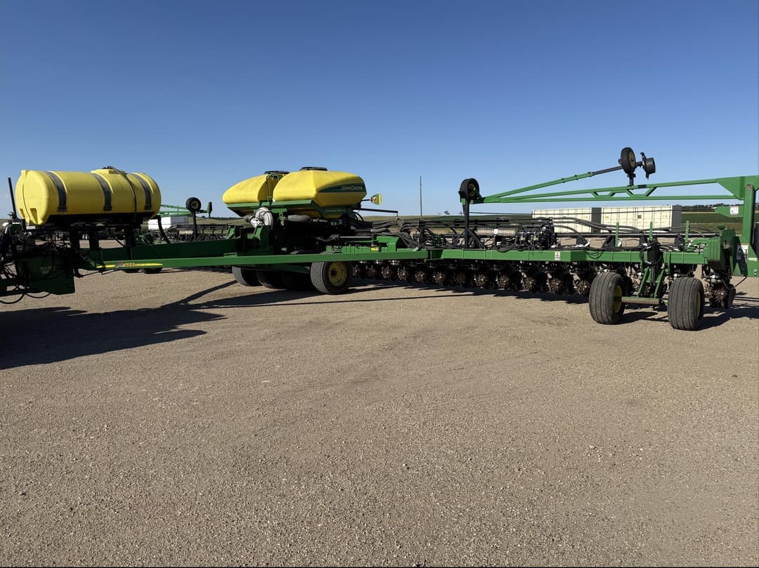 Image of John Deere DB60 Primary image