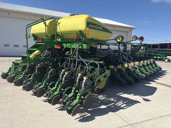 Image of John Deere DB60 equipment image 4