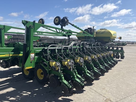 Image of John Deere DB60 equipment image 3