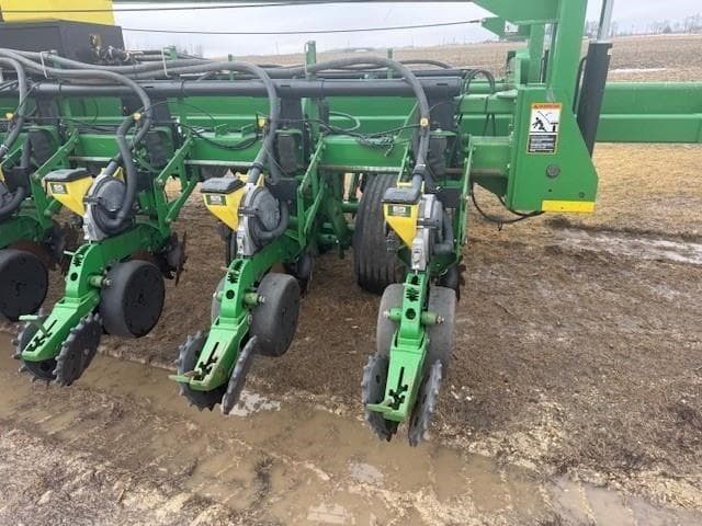 Image of John Deere DB60 equipment image 3