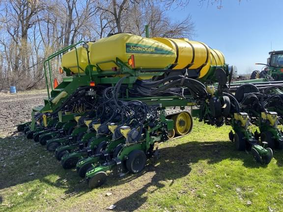 Image of John Deere DB88 equipment image 4