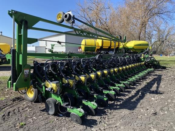 Image of John Deere DB88 equipment image 2