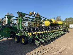 Main image John Deere DB88 12