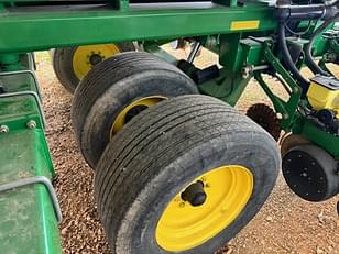 Main image John Deere DB90 16