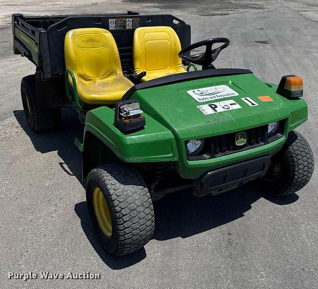 Image of John Deere Gator equipment image 2