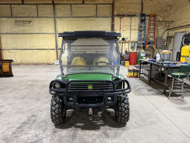 Image of John Deere Gator XUV 825i equipment image 1