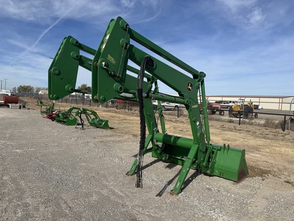 Image of John Deere H480 equipment image 4