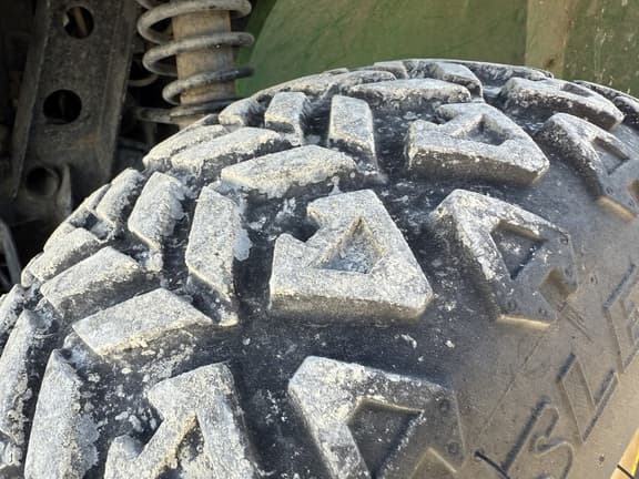 Image of John Deere Gator HPX equipment image 3