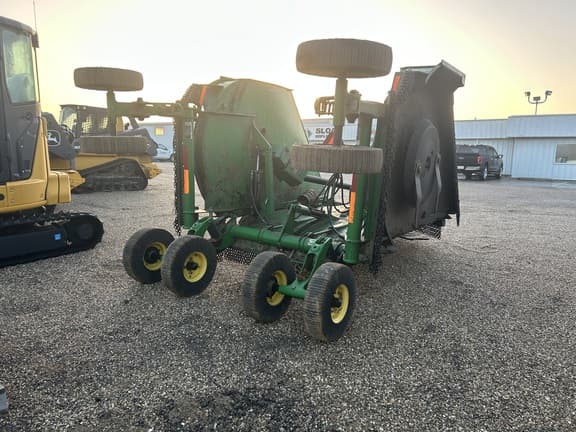 Image of John Deere HX15 equipment image 2