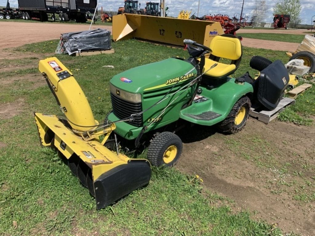 Main image John Deere LX277