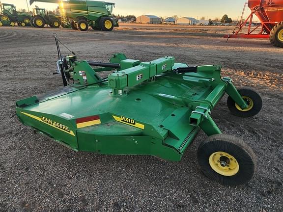 Image of John Deere MX10 equipment image 1