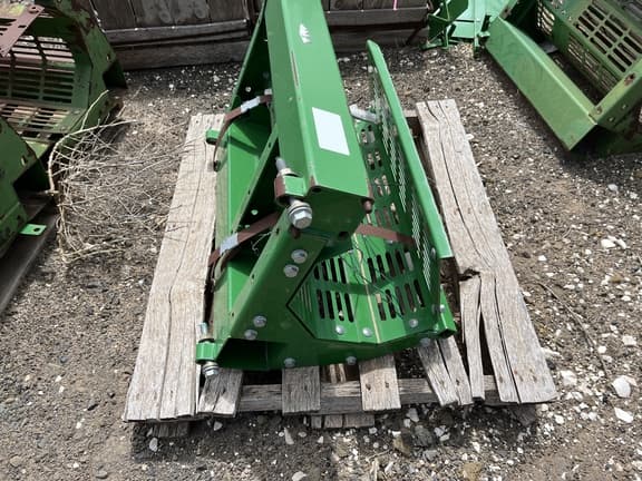 Image of John Deere Undetermined equipment image 2