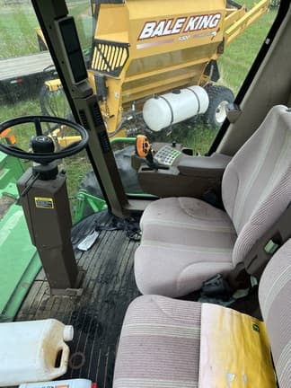 Image of John Deere R450 equipment image 4
