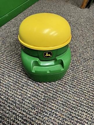 Image of John Deere StarFire 3000 equipment image 1