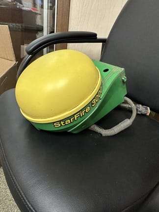 2010 John Deere StarFire 3000 Equipment Image0