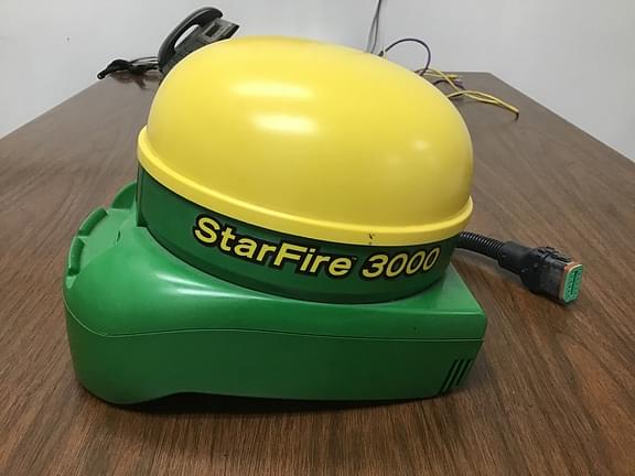 Image of John Deere StarFire 3000 equipment image 1