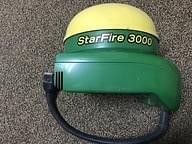 Image of John Deere StarFire 3000 equipment image 2