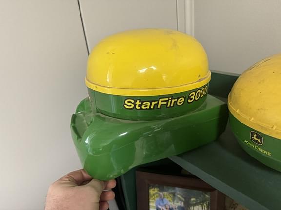 Image of John Deere StarFire 3000 Primary Image