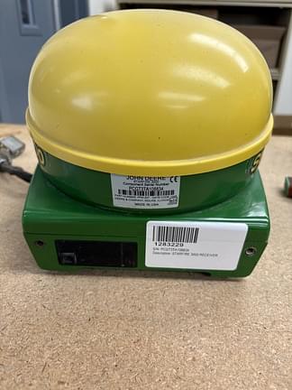 Image of John Deere StarFire 3000 equipment image 1