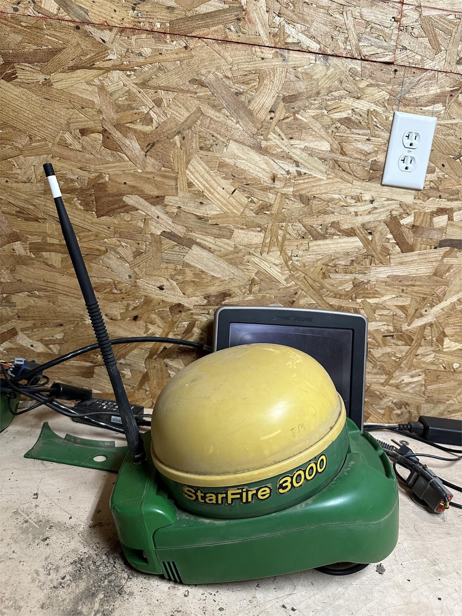 2010 John Deere StarFire 3000 Equipment Image0