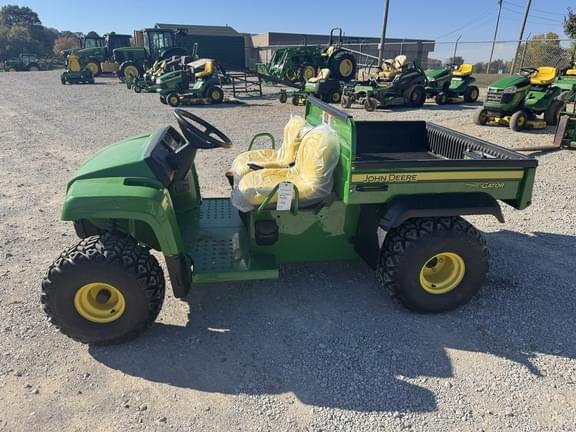 Image of John Deere Gator TS 4x2 Primary image
