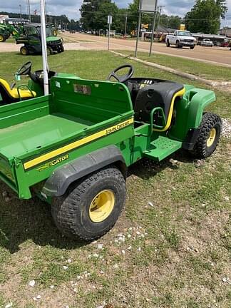 Image of John Deere Gator TS 4x2 equipment image 2