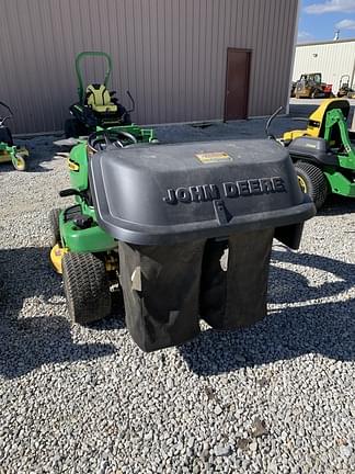 Image of John Deere X300 equipment image 3