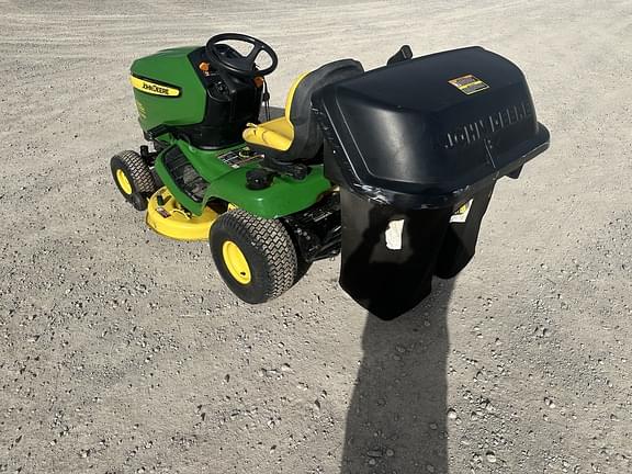 Image of John Deere X300 equipment image 2