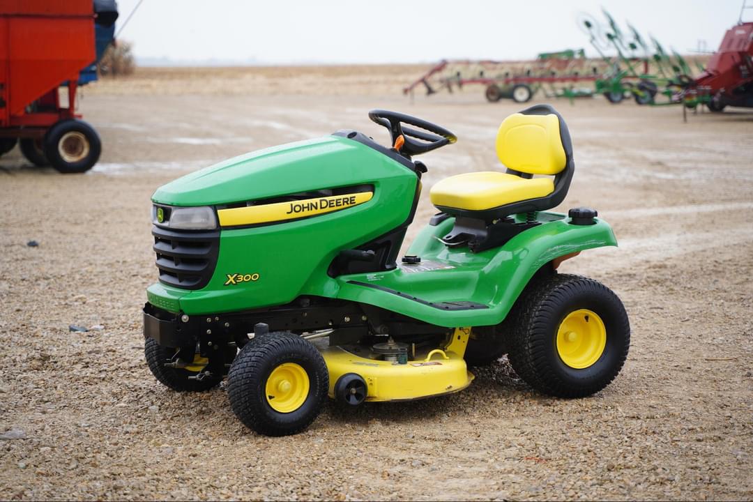Image of John Deere X300 Primary image