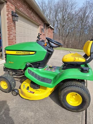 Image of John Deere X300 Primary image
