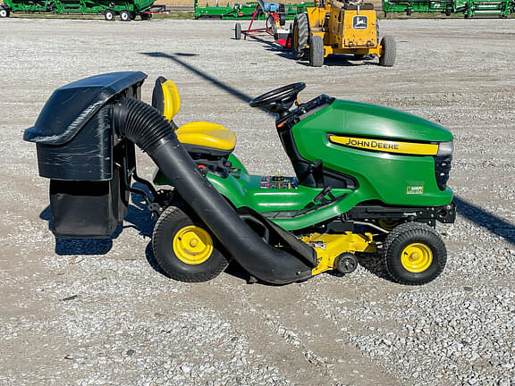 Image of John Deere X300 equipment image 3