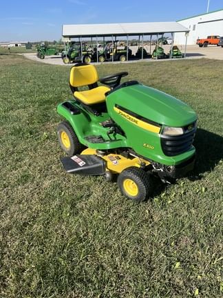 2010 John Deere X300 Equipment Image0