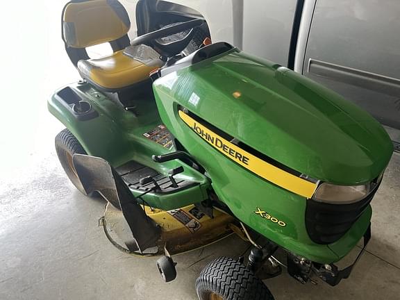 Image of John Deere X300 Primary image