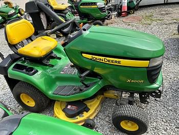 2010 John Deere X300R Equipment Image0