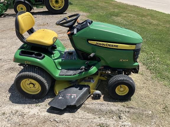 SOLD 2010 John Deere X304 Other Equipment Turf Tractor Zoom