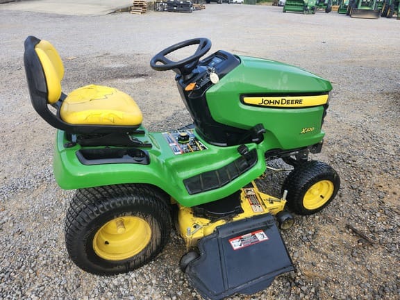 2010 John Deere X320 Equipment Image0