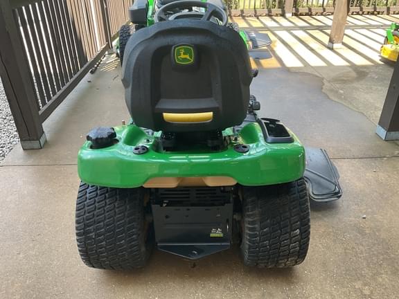 Image of John Deere X320 equipment image 4