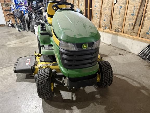 Image of John Deere X320 equipment image 1