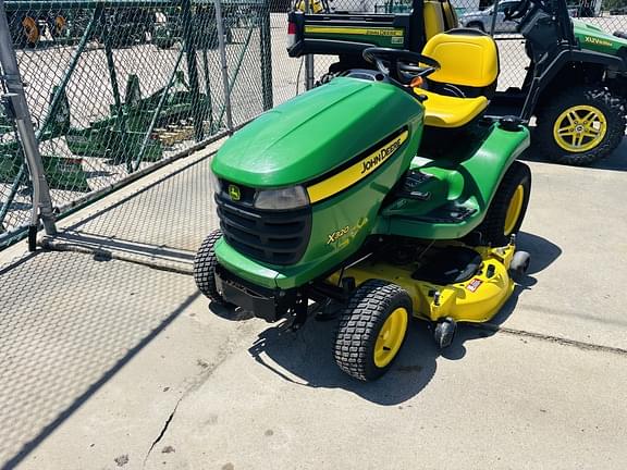 Image of John Deere X320 equipment image 3