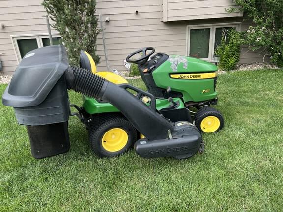 Image of John Deere X320 Image 1